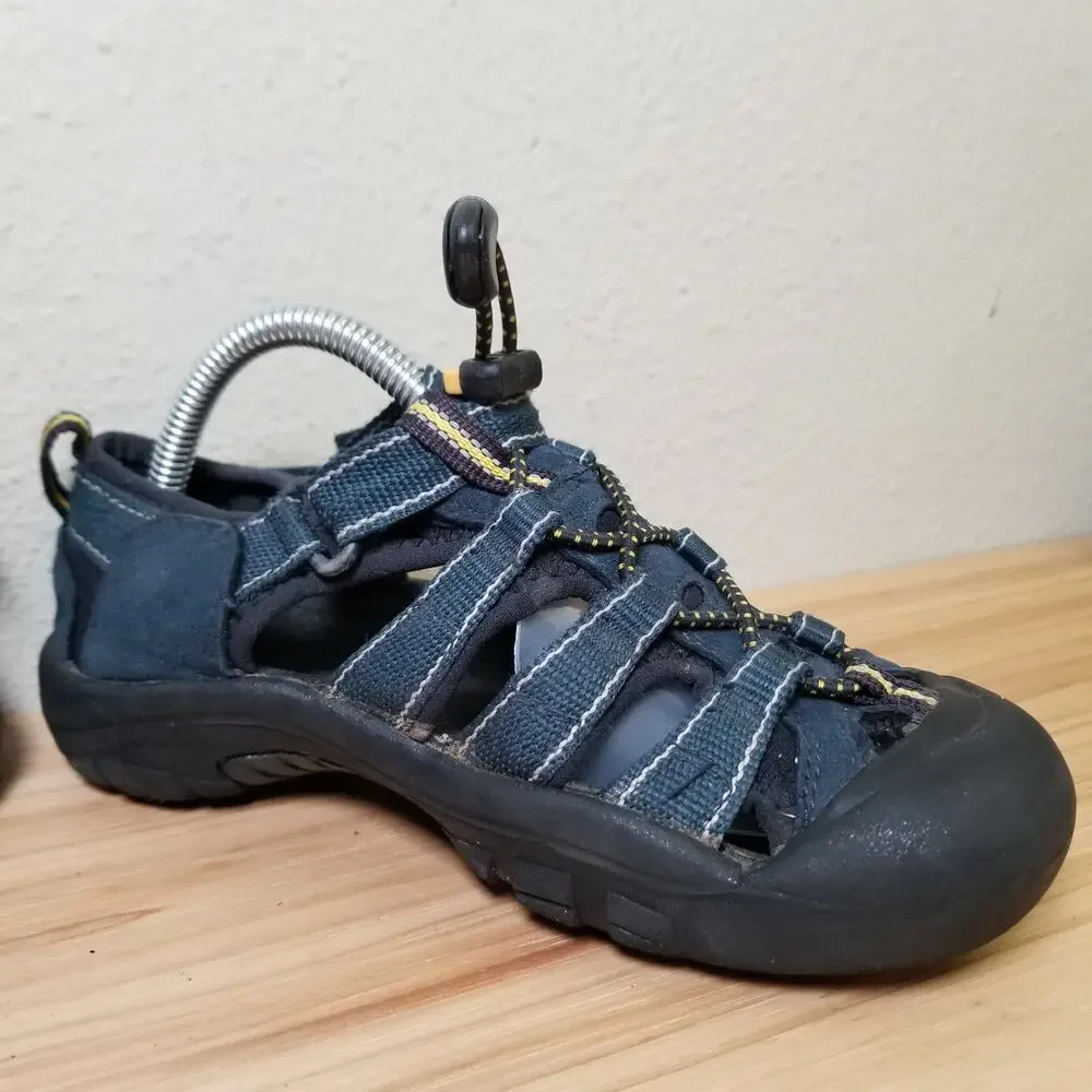 Keen Kids Size 2 Newport Water Sandals Blue Black Outdoor Trails‎ Hike Gorpcore